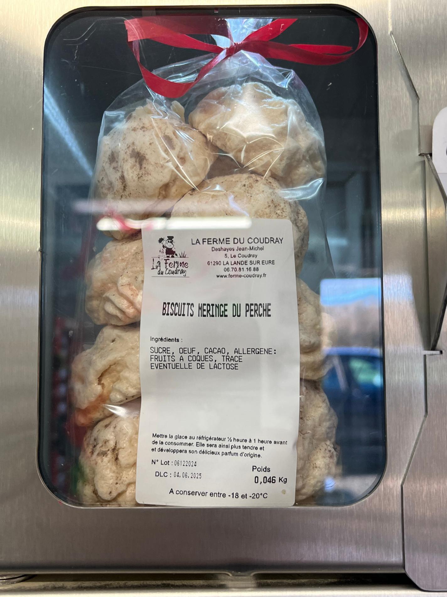 MERINGUES CHOCOLATEES